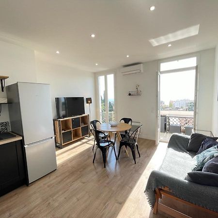 Nice Renting - Cambrai - Luxurious Sea View Terrasse - King Bed - Parking - Ac - Fully Equipped Exteriör bild